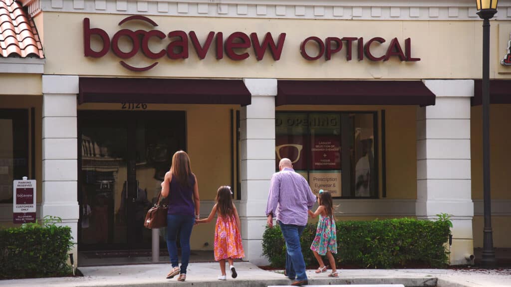 patients visting eye doctor near them at bocaview optical